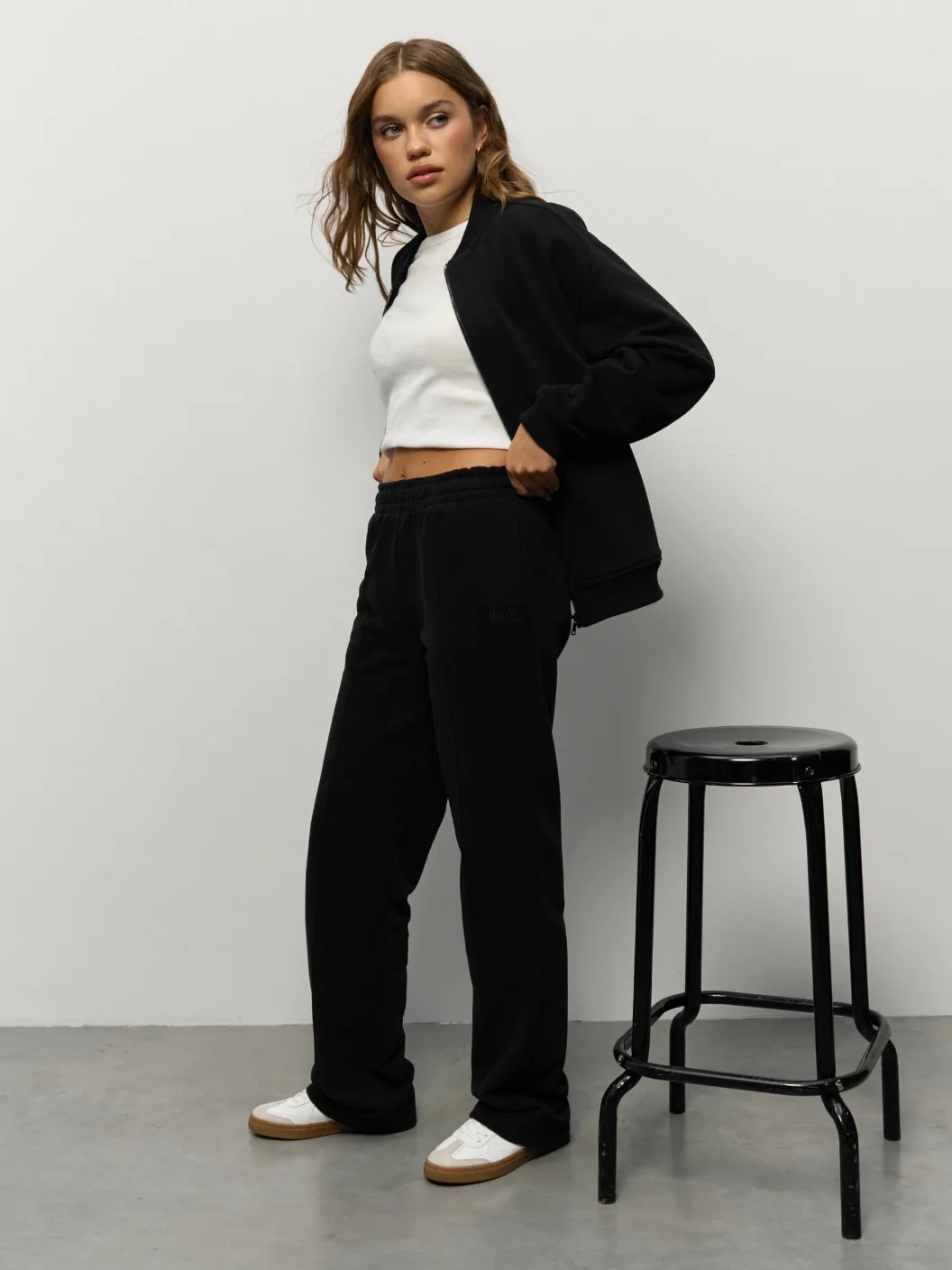 Брюки COUPLE велюр